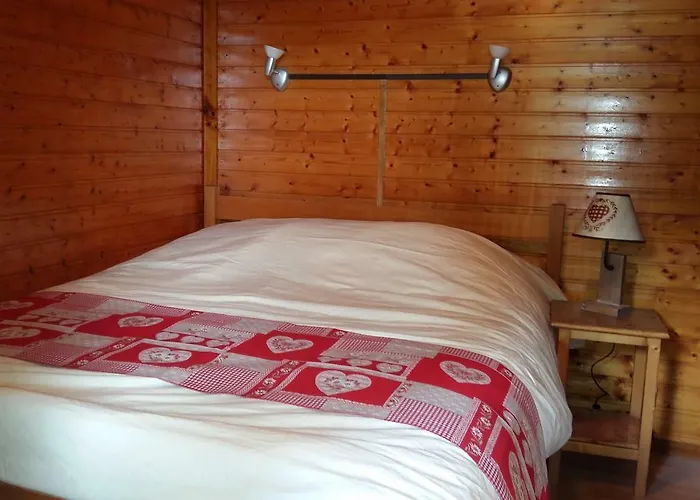 Les Jonquilles לה ברסה